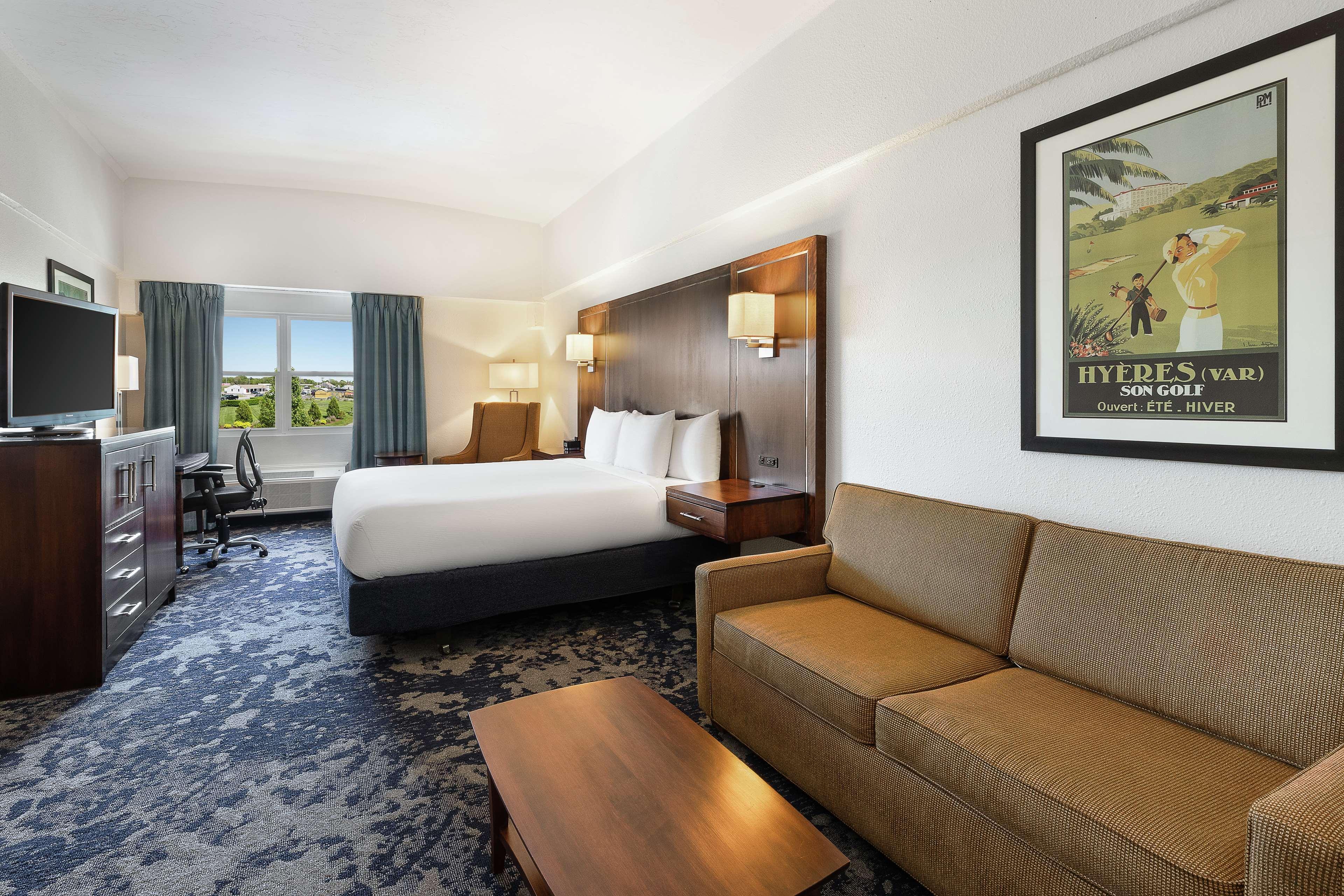 Hotel Doubletree By Hilton Cape Cod - Hyannis Esterno foto