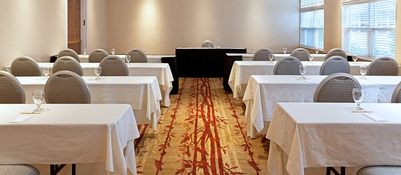 Hotel Doubletree By Hilton Cape Cod - Hyannis Esterno foto